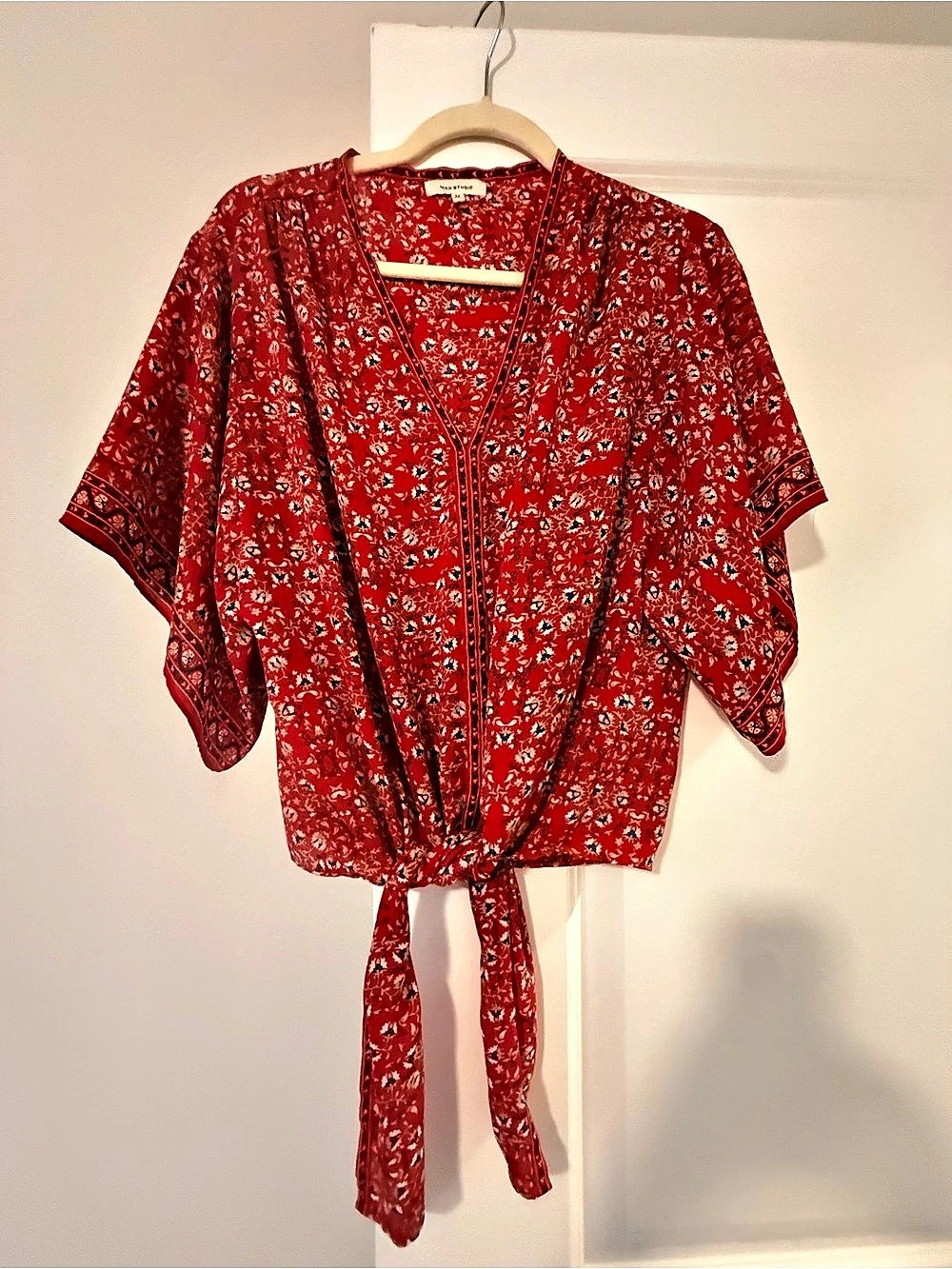 Max Studio Tie Front 3/4 Sleeve Blouse In Red Quilted Line Floral Red & Blue